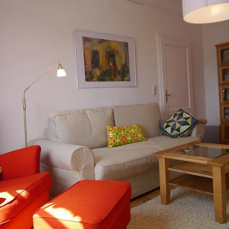 Haus Vincent Stralsund Ferienwohnungen Mit Eigenen Parkplaetzen Camera foto