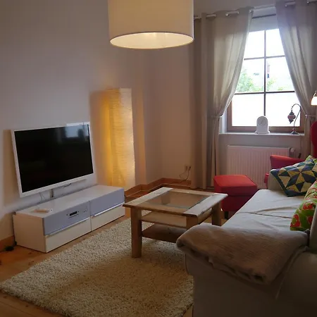 Haus Vincent Stralsund Ferienwohnungen Mit Eigenen Parkplaetzen Camera foto