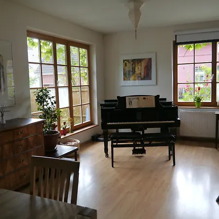 Haus Vincent Stralsund Ferienwohnungen Mit Eigenen Parkplaetzen Camera foto