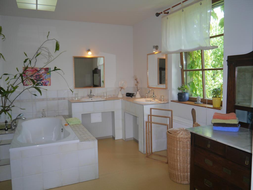 Haus Vincent Mit Eigenen Parkplaetzen Stralsund