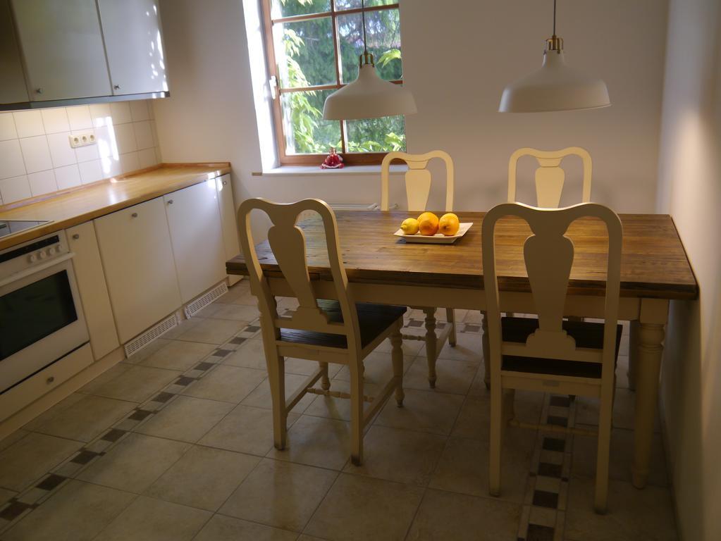 Haus Vincent Mit Eigenen Parkplaetzen